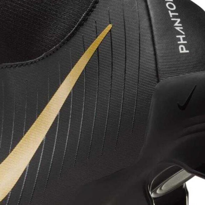 Nike Phantom Luna II Academy FG/MG FD6725-100 Beyaz Erkek Futbol Çim Zemin Krampon