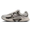 Nike V5 RNR HQ6411-005 Beyaz/Siyah Kadın Günlük Spor Ayakkabı